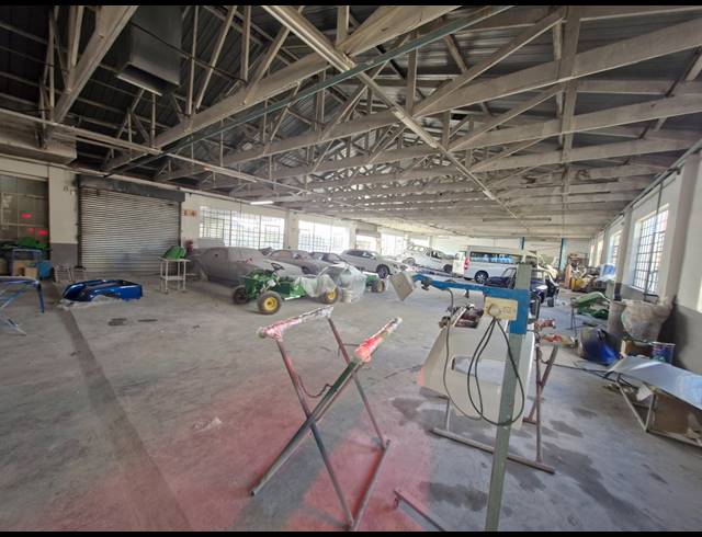 1,000M² WAREHOUSE FOR SALE IN KEW